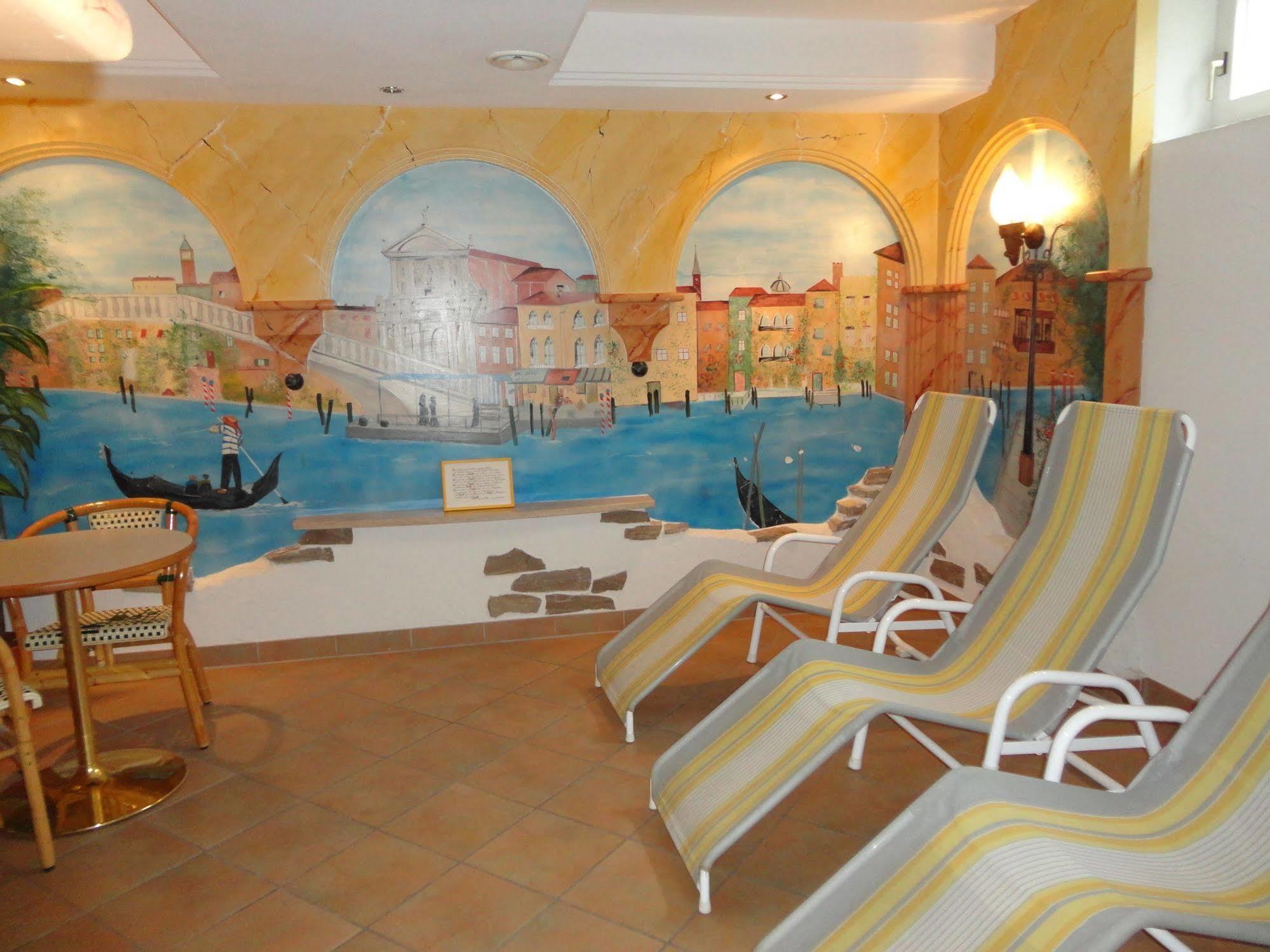 Komfort-Hotel Stockinger Ансфельден Екстер'єр фото